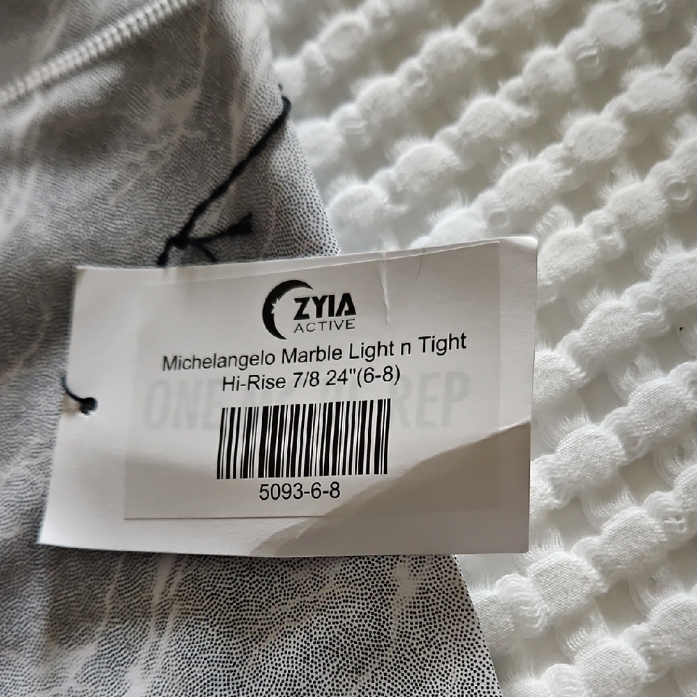 Zyia Gray Marble Leggings - Picture 2 of 3